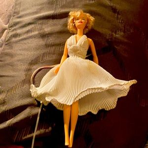 Marilyn Monroe doll